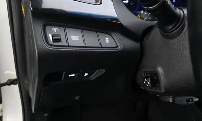 Hyundai Grandeur 2015, 169429 км, за 3902.28 USD - фото 17