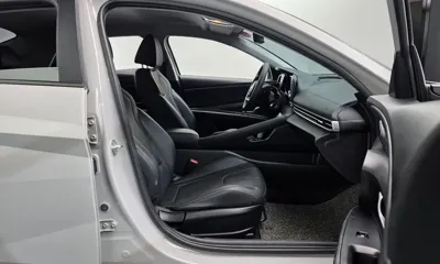Hyundai Avante 2023, 92785 км, за 8664.83 USD - фото 11