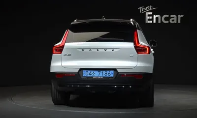 Volvo XC40 2024, 17720 км, за 38339.53 USD