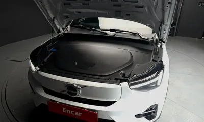Volvo XC40 2024, 17720 км, за 38339.53 USD - фото 6