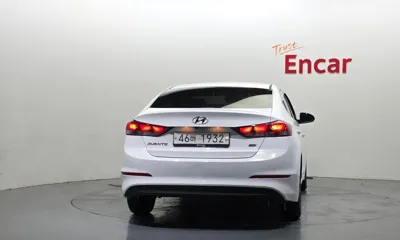 Hyundai Avante 2016, 157799 км, за 4569.53 USD