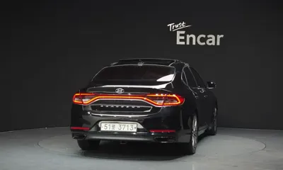 Hyundai Grandeur 2018, 165569 км, за 8853.65 USD