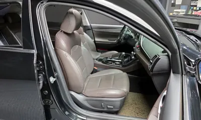 Hyundai Grandeur 2018, 165569 км, за 8853.65 USD - фото 12