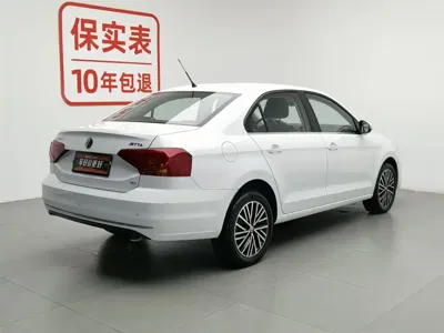 Volkswagen Jetta 2018, 35300 км, за 3969.34 USD