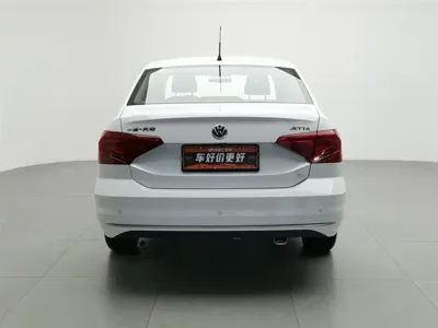 Volkswagen Jetta 2018, 35300 км, за 3969.34 USD