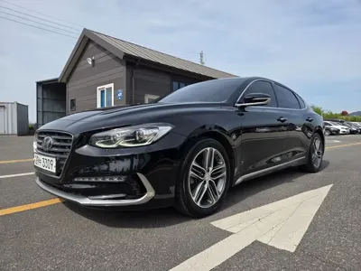 Hyundai Grandeur · 2017 год