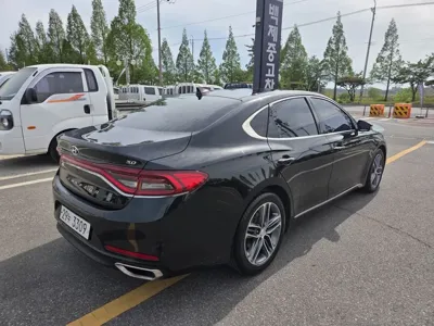 Hyundai Grandeur 2017, 230000 км, за 5185.77 USD