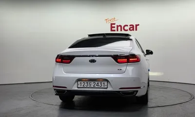 Kia K7 2016, 120175 км, за 7947.89 USD