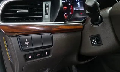 Kia K7 2016, 120175 км, за 7947.89 USD - фото 14