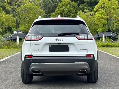 Jeep Cherokee 2019, 91000 км, за 8504.84 USD