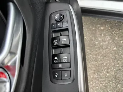 Jeep Cherokee 2019, 91000 км, за 8504.84 USD - фото 16