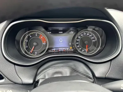 Jeep Cherokee 2019, 91000 км, за 8504.84 USD - фото 25