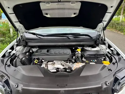 Jeep Cherokee 2019, 91000 км, за 8504.84 USD - фото 34