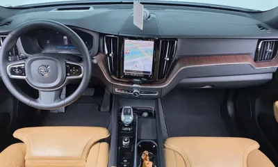 Volvo XC60 2023, 10676 км, за 32178.37 USD - фото 7