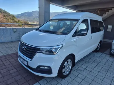 Hyundai Starex 2019, 166200 км, за 10264.89 USD