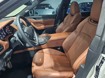 Maserati Levante 2023, 3219 км, за 61106.39 USD - фото 13