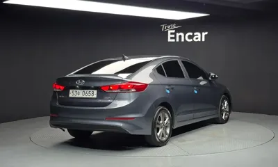 Hyundai Avante 2016, 226255 км, за 3218.6 USD