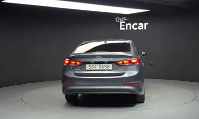 Hyundai Avante 2016, 226255 км, за 3218.6 USD