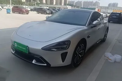 Xiaomi Auto SU7 · 2024 год