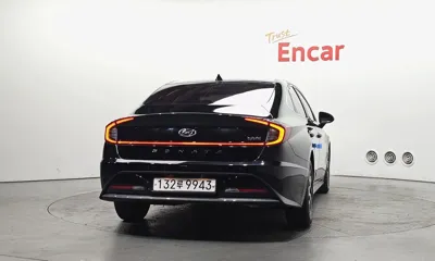 Hyundai Sonata 2020, 157305 км, за 8721.51 USD