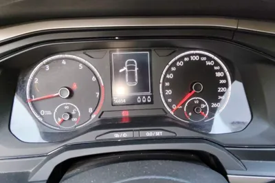Volkswagen Polo 2021, 56600 км, за 7640 USD - фото 11