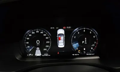 Volvo S60 2021, 41974 км, за 21407.33 USD - фото 8