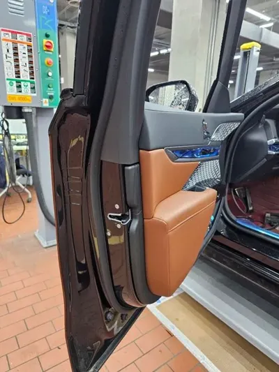 BMW i7 2026, 10400 км, за 97068.62 USD - фото 10