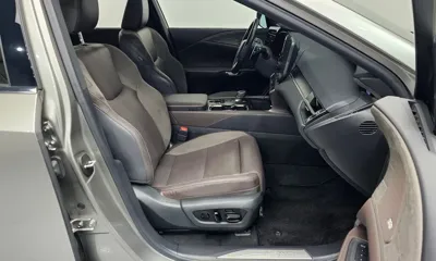 Lexus RX 2023, 63223 км, за 48247.34 USD - фото 12