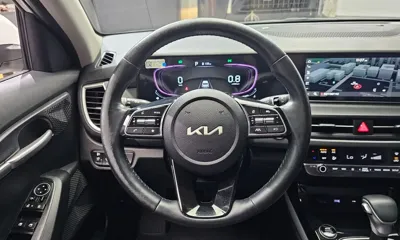 Kia Seltos 2024, 124235 км, за 10831.04 USD - фото 15