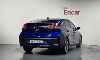 Hyundai Ioniq 2020, 193099 км, за 8125.85 USD