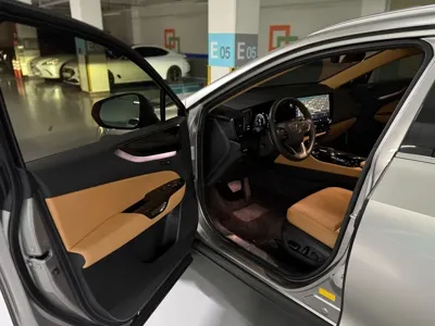 Lexus NX 2025, 13400 км, за 28882.76 USD - фото 12