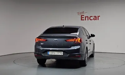 Hyundai Avante 2020, 65982 км, за 8782.21 USD