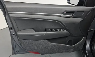 Hyundai Avante 2020, 65982 км, за 8736.18 USD - фото 24