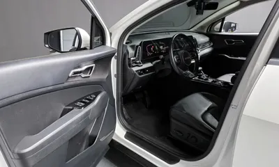 Kia Sportage 2023, 56885 км, за 15456.46 USD - фото 10