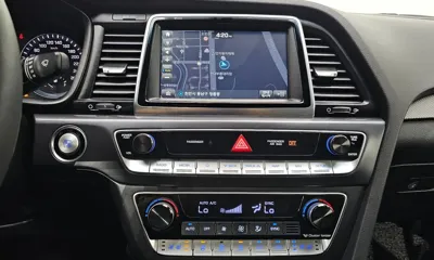 Hyundai Sonata 2019, 73280 км, за 9051.24 USD - фото 13