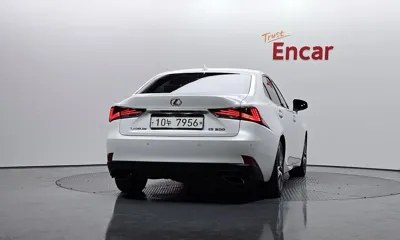 Lexus IS 2019, 137785 км, за 13742.98 USD
