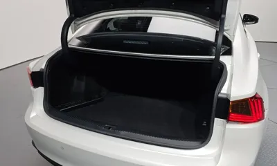 Lexus IS 2019, 137785 км, за 13742.98 USD - фото 20