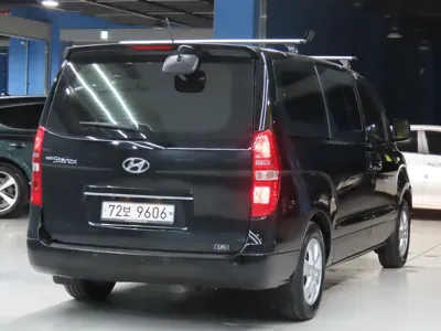 Hyundai Starex 2020, 117031 км, за 11105.24 USD