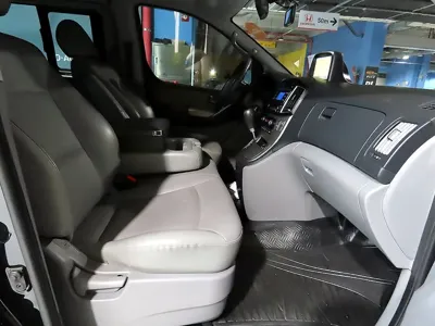 Hyundai Starex 2020, 117031 км, за 11027.96 USD - фото 8