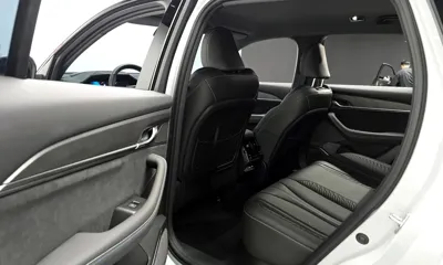 Renault-KoreaSamsung Grand Koleos 2025, 4345 км, за 24777 USD - фото 16