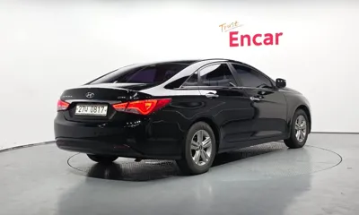 Hyundai Sonata 2013, 154271 км, за 2927.4 USD