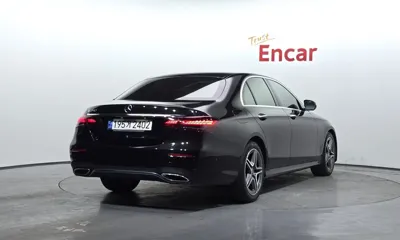Mercedes-Benz E-Class 2023, 30755 км, за 28080.6 USD