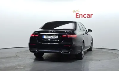 Mercedes-Benz E-Class 2023, 30755 км, за 28080.6 USD