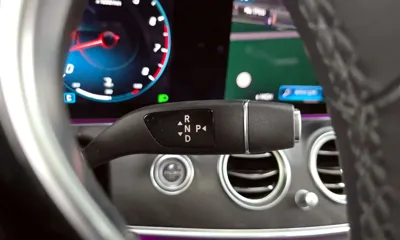 Mercedes-Benz E-Class 2023, 30755 км, за 28080.6 USD - фото 9