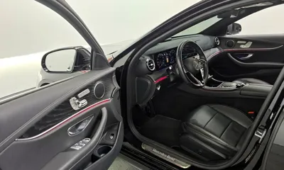 Mercedes-Benz E-Class 2023, 30755 км, за 28080.6 USD - фото 10