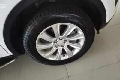 Land Rover Discovery Sport 2019, 69000 км, за 13394 USD - фото 10