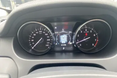 Land Rover Discovery Sport 2019, 69000 км, за 13394 USD - фото 19