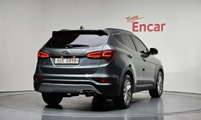Hyundai Santafe 2016, 147408 км, за 7622.15 USD