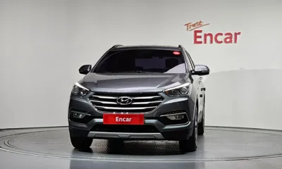 Hyundai Santafe 2016, 147408 км, за 7622.15 USD