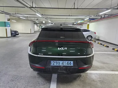 Kia EV6 2022, 104000 км, за 17723.51 USD